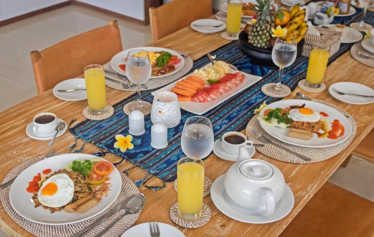 Kubu Gwk Resort Jimbaran Buitenkant foto