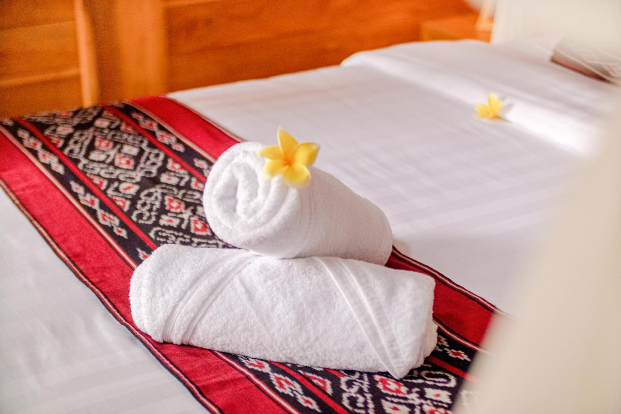 Kubu Gwk Resort Jimbaran Buitenkant foto